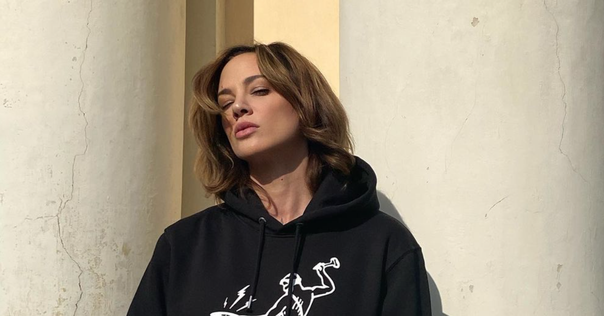 asia argento looking moody