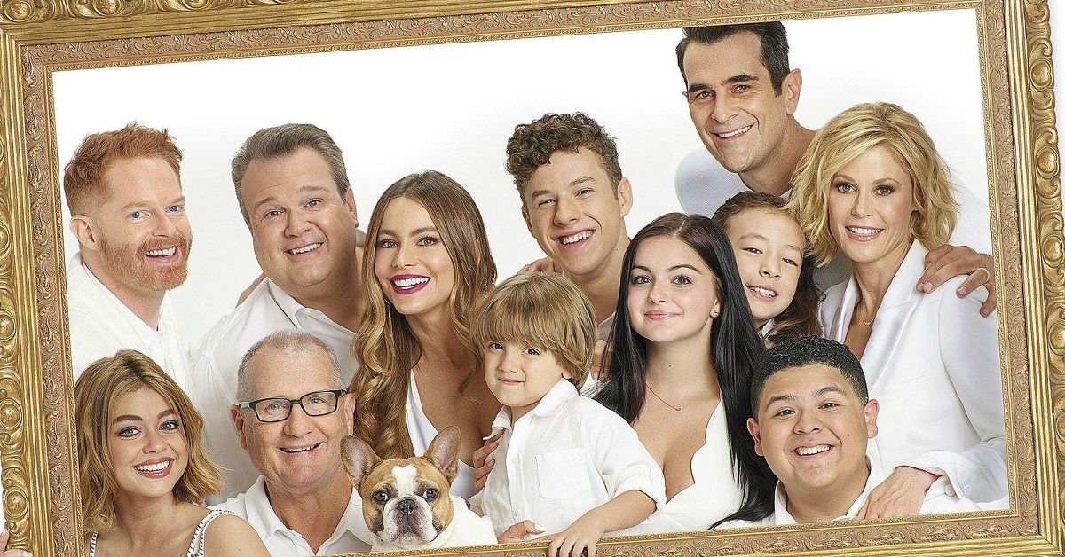 Modern Family Cast photoshoot in a picture frame