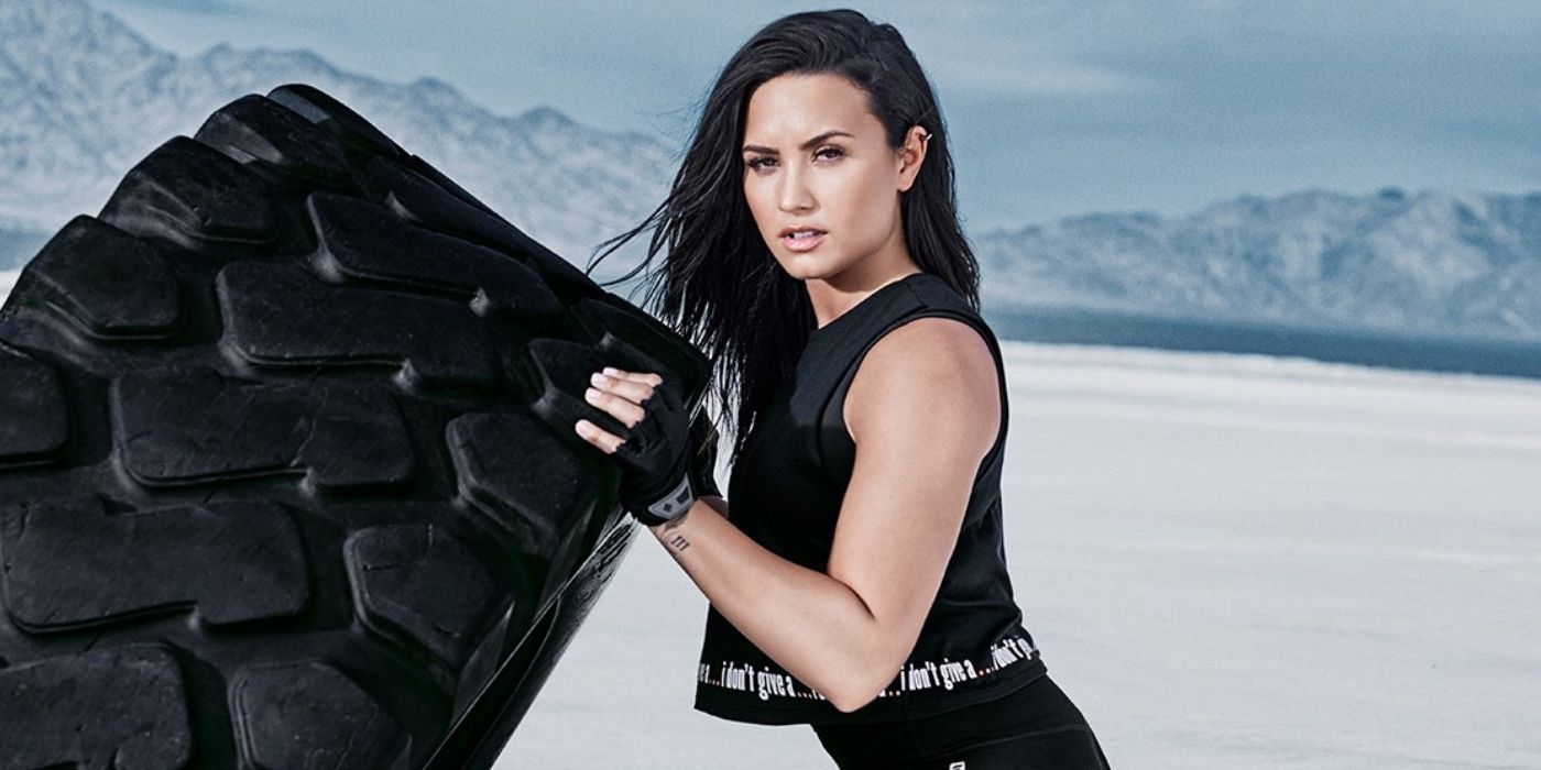 Demi Lovato: Under Armour Leggings