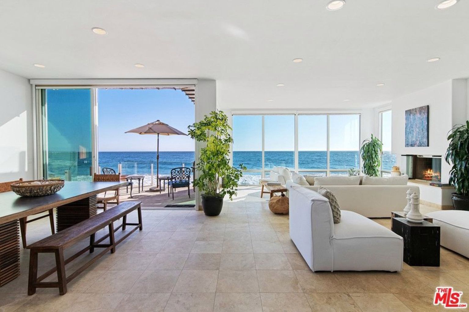 Fans Are Shocked Over Paris Hilton Spending $8M On This Malibu Beach House