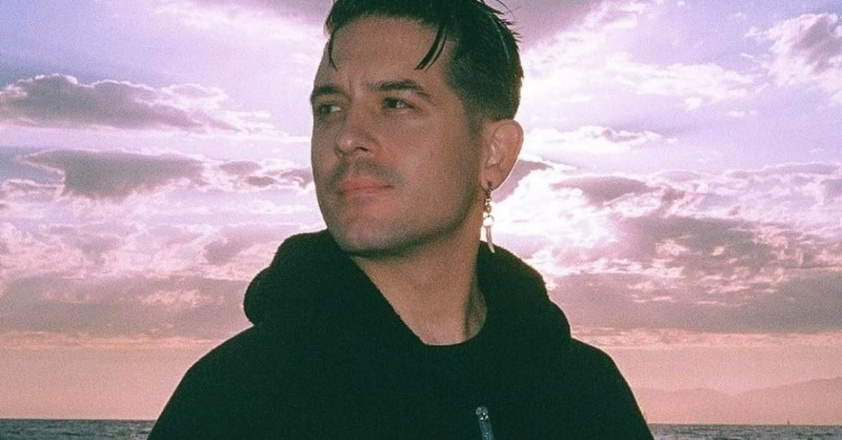 Image of rapper G-Eazy at the beach 
