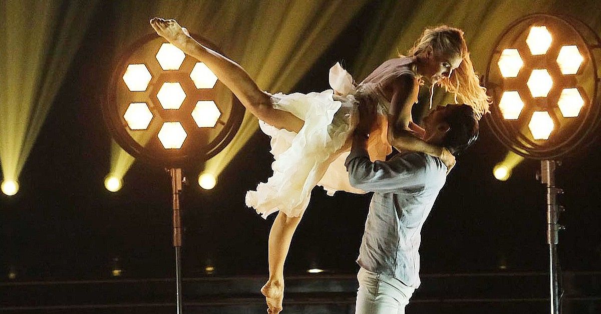 Amanda Kloots And Alan Bersten performing in Dancing with the stars