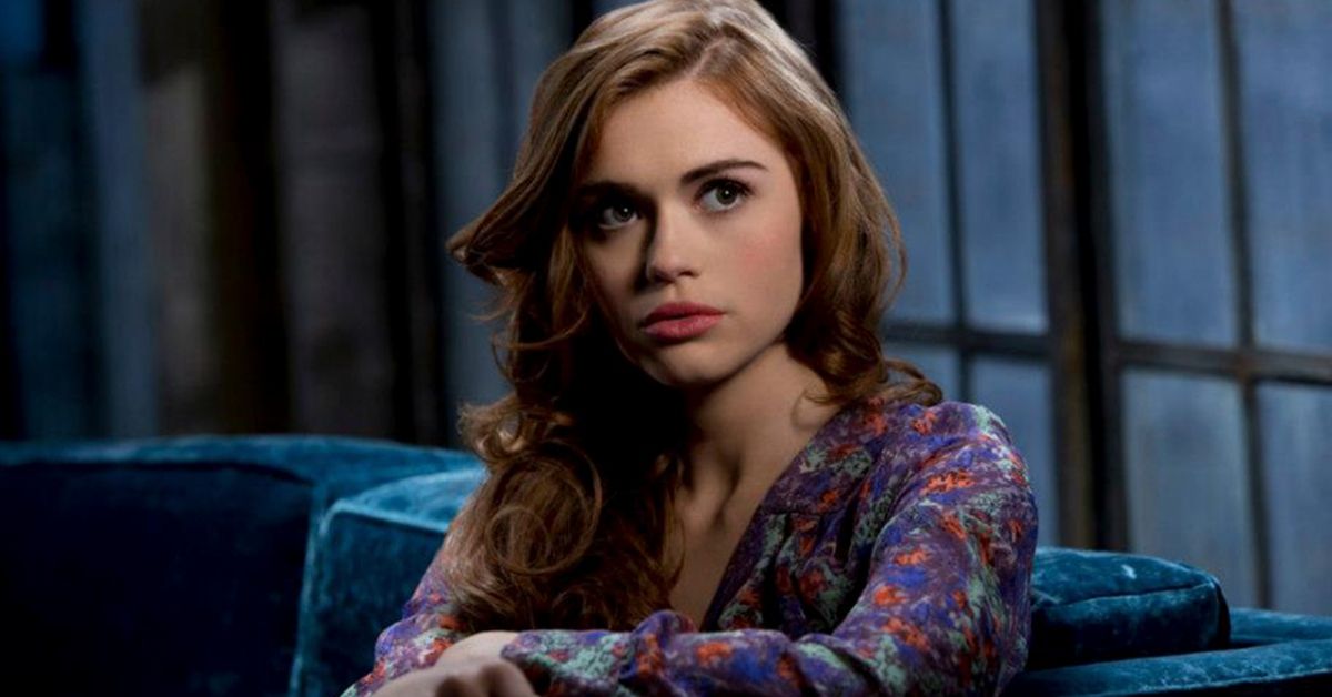 4. Holland Roden's Blonde Hair: How to Get the Look - wide 4