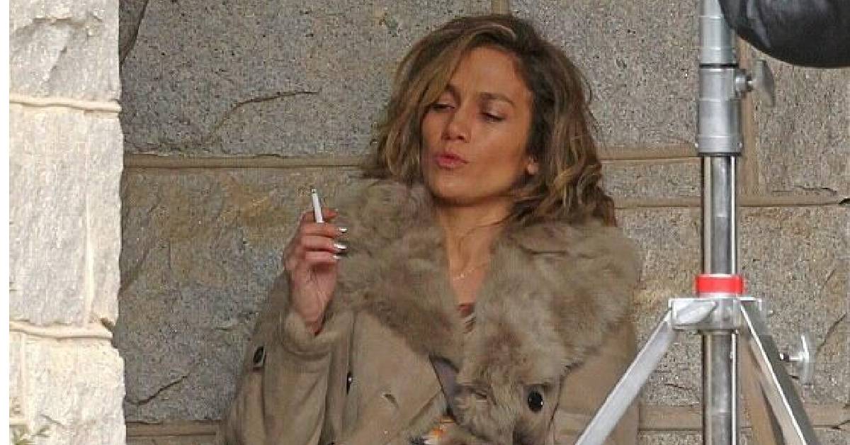 does jennifer lopez smoke cigarettes Is Jennifer Lopez Still A