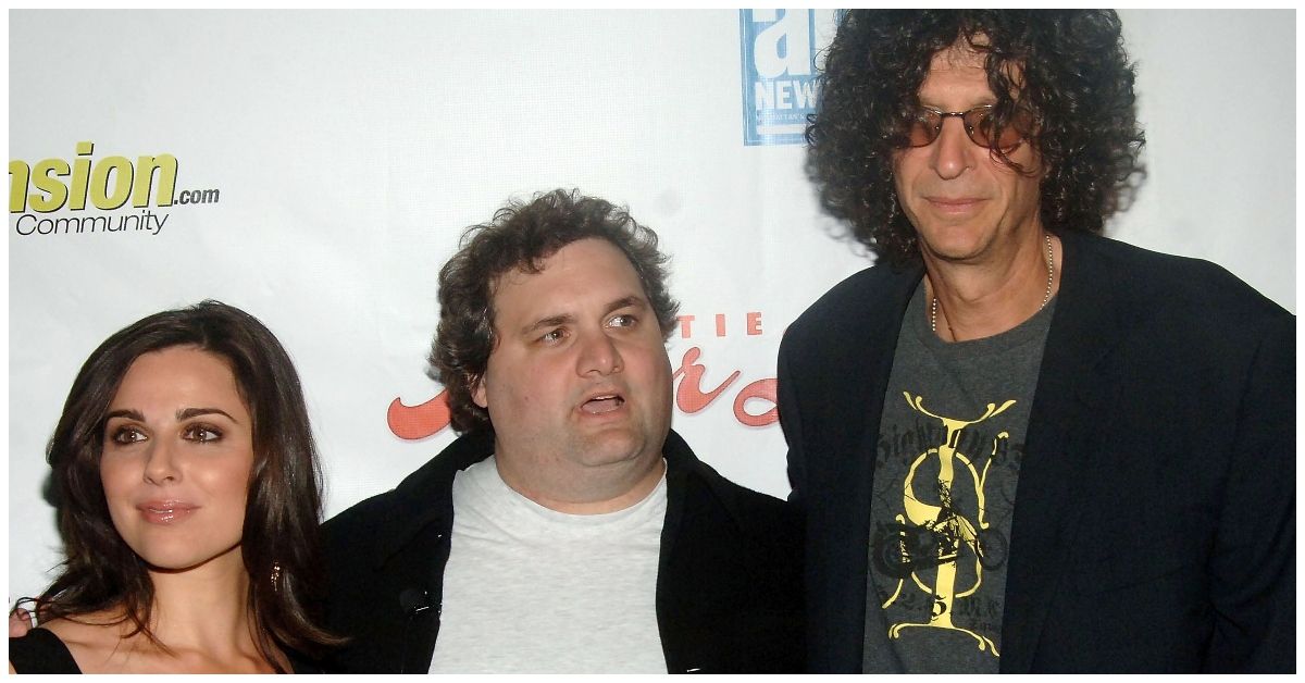 Artie Lange and Howard Stern as friends from The Howard Stern Show on the red carpet 