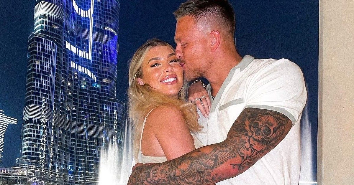Olivia And Alex Bowen from Love Island posing together