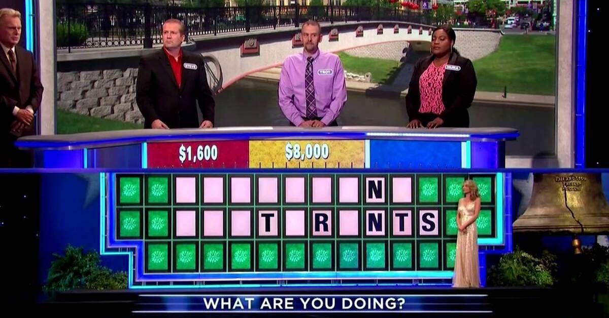 Fans Think This 'Wheel Of Fortune' Contestant Purposely Got Her Letters