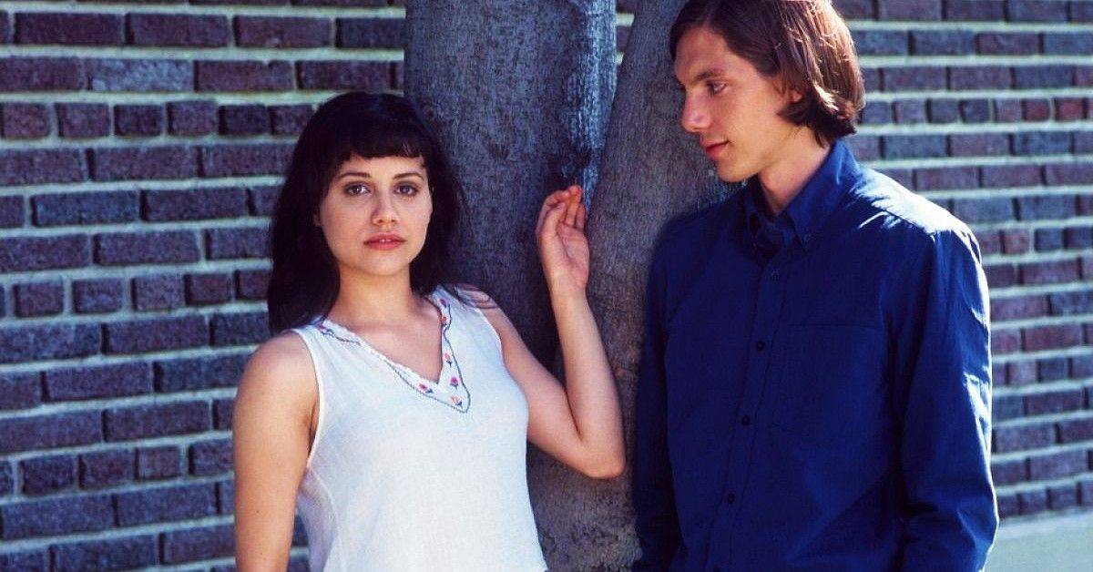 Brittany Murphy and Lukas Haas in David and Lisa