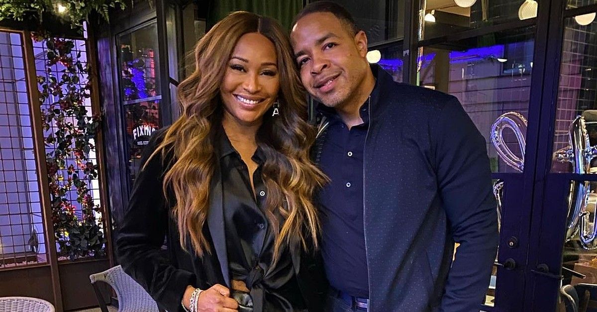 Cynthia Bailey and Mike Hill out at restaurant 