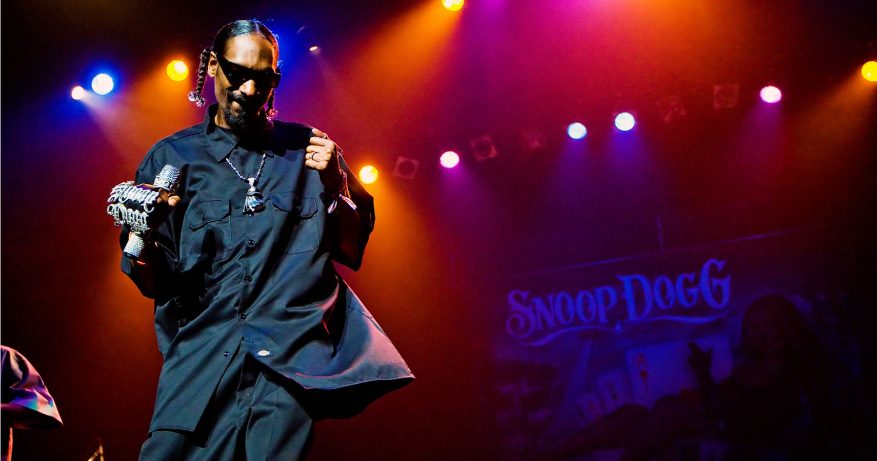 Snoop Dogg Performing