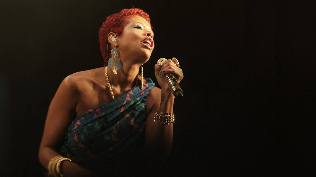 Bling-Free: These Rappers Live A Surprisingly Simple And Modest Life