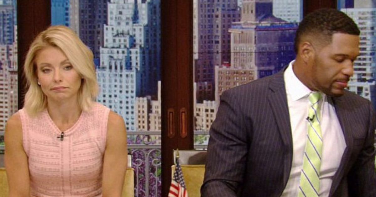 Michael Strahan Handled His Guests Wardrobe Malfunction With Complete Class On Live With 