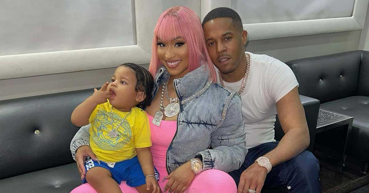 Nicki Minaj's family photo