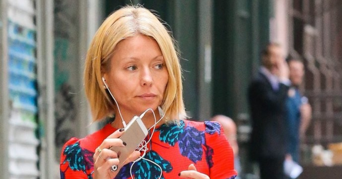 Kelly Ripa Appeared On Live With Kelly And Michael Without Any Makeup Because Of George Clooney
