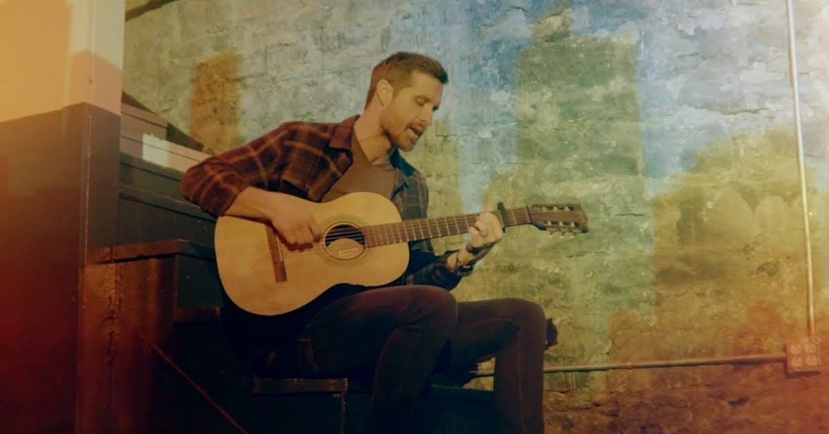 Despite Massive Success On TikTok (And An Applebee's Deal), Walker