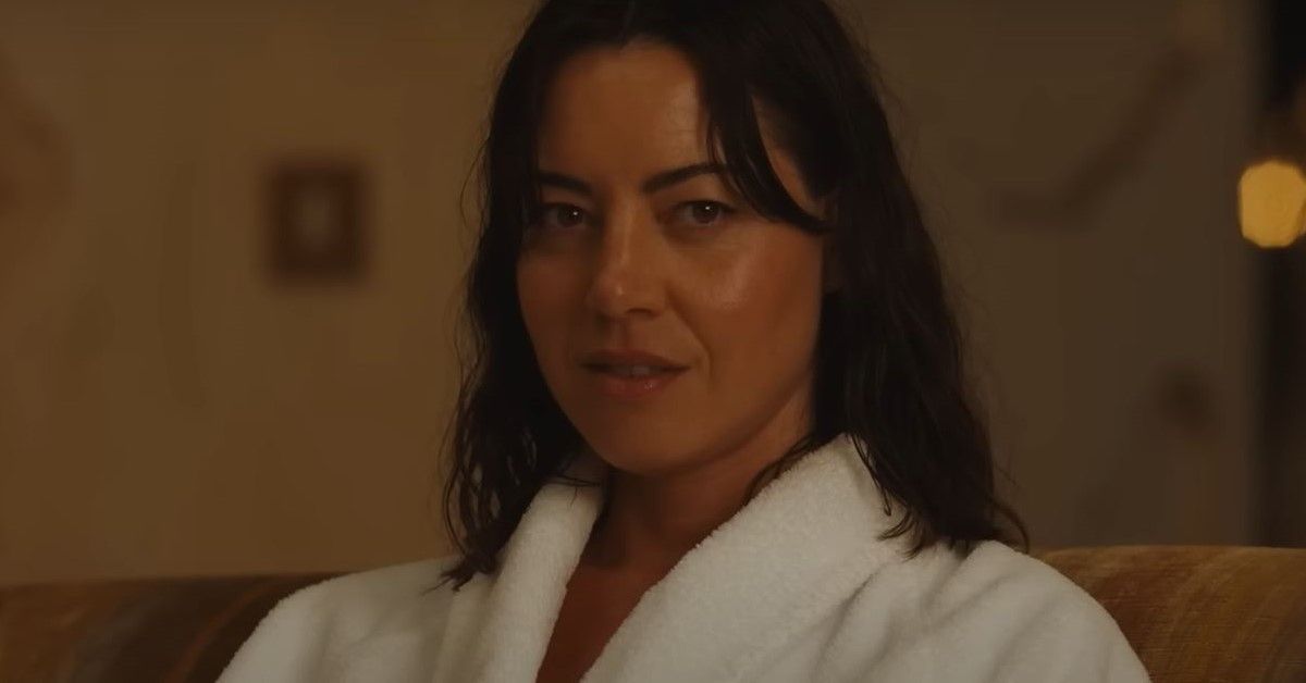 Aubrey Plaza in a still from The White Lotus 