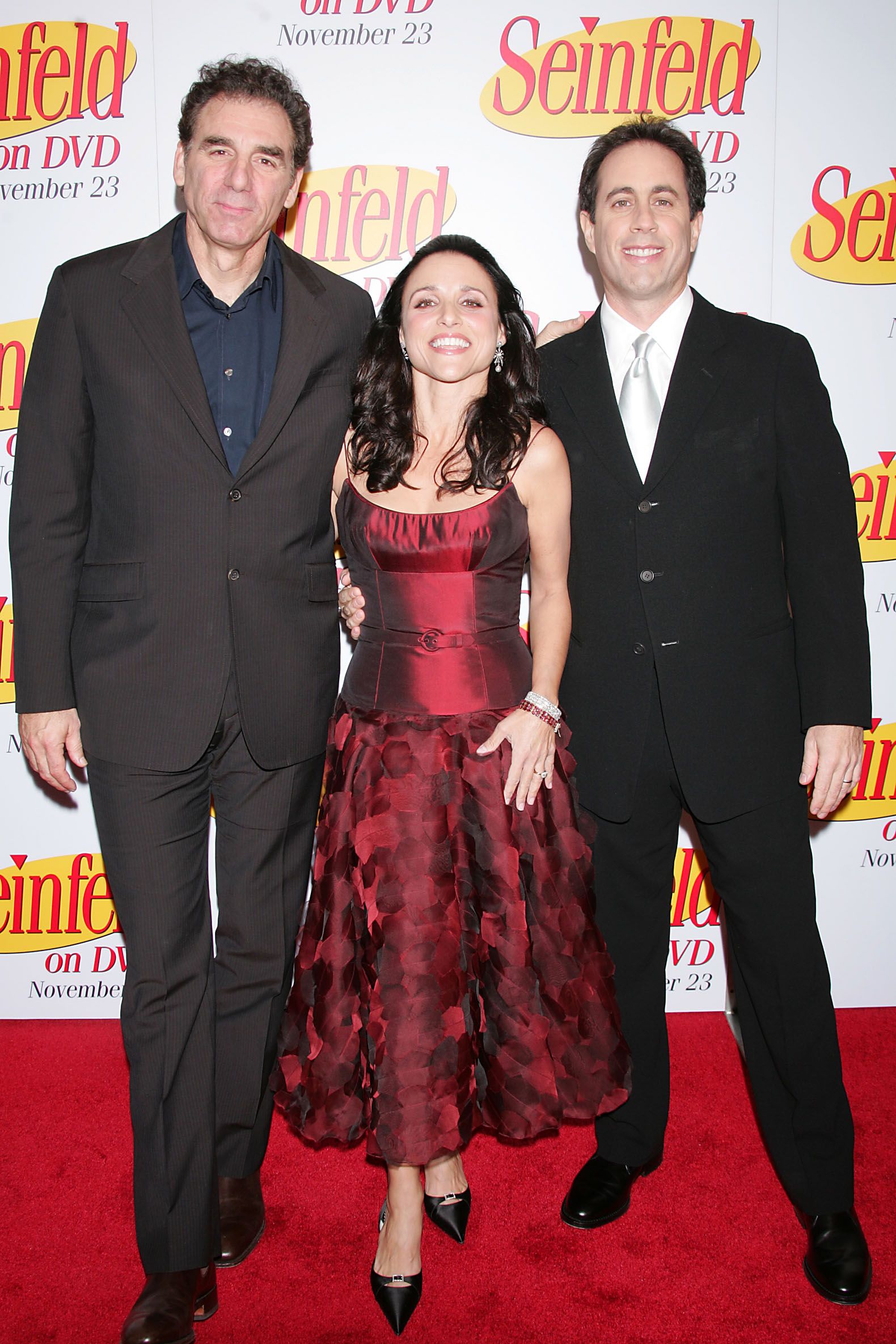  Jerry Seinfeld, Julia Louis-Dreyfus and Michael Richards celebrate the release of "Seinfeld" on DVD. 