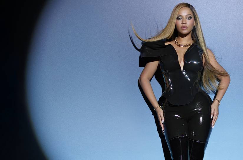Beyonce's Awkward Interview With Extra Might Be The Reason She Started ...