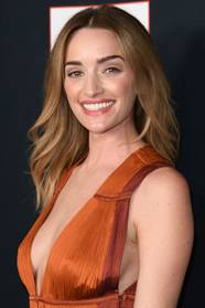 Is Brianne Howey s Ginny And Georgia Accent Real And 9 Other Things 