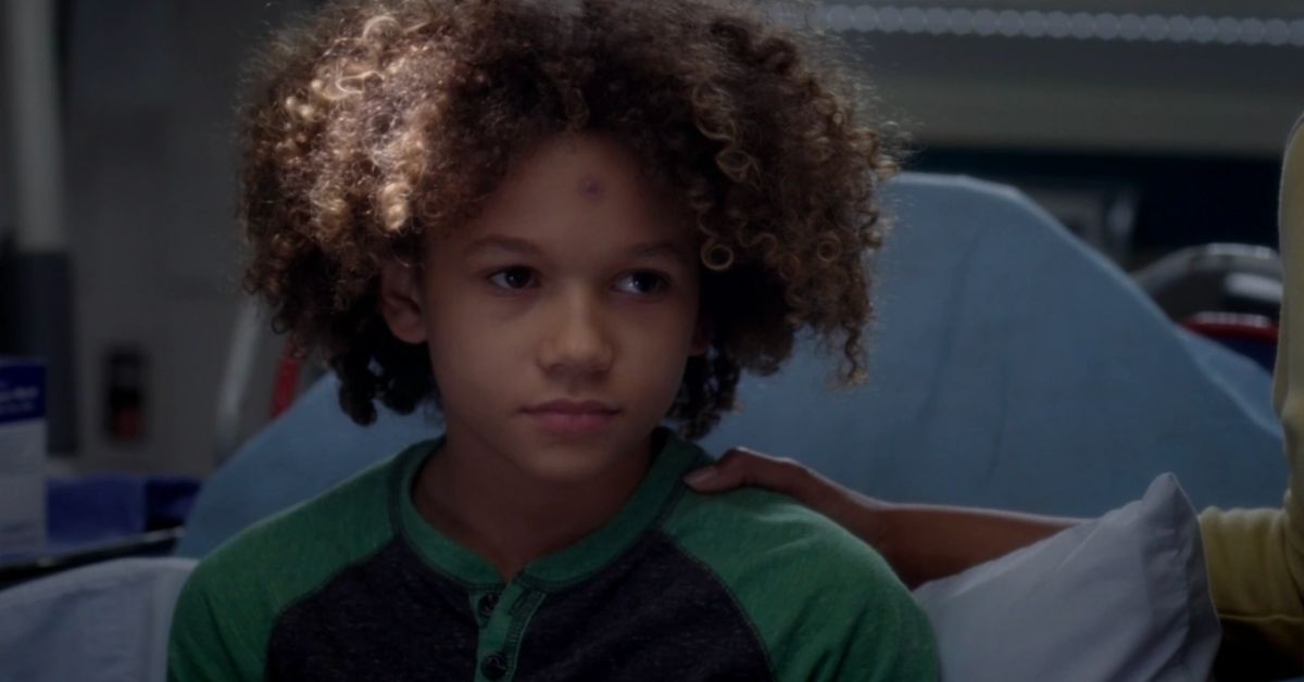 Armani Jackson as Bubble Boy Braden Morris on Grey's Anatomy 10x18 