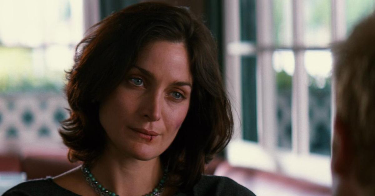 Carrie-Anne Moss