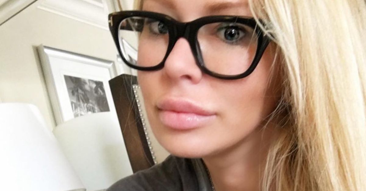 A selfie of Jenna Jameson wearing black glasses