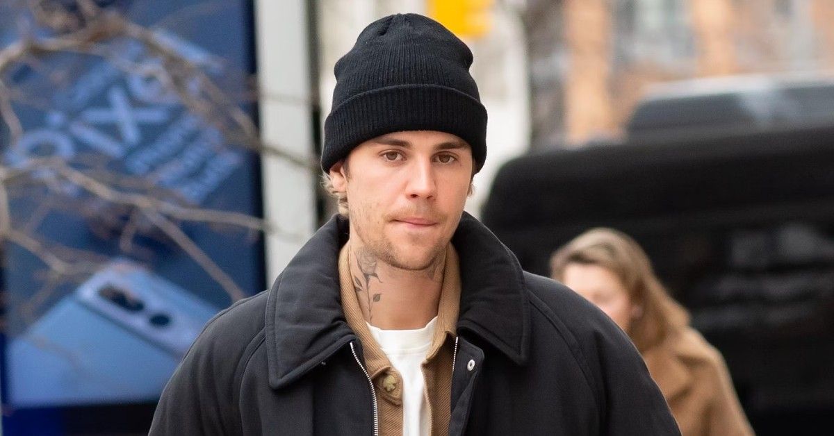 Justin Bieber Walks in Tribeca