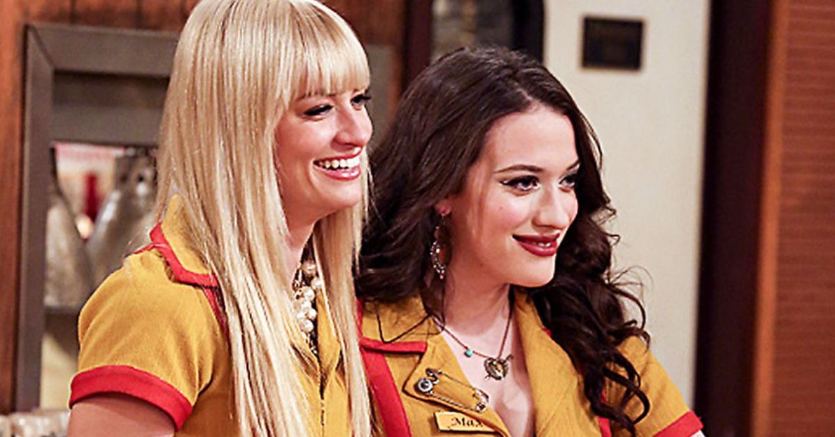 Beth Behrs Dishes On 2 Broke Girls And The Neighborhood - Exclusive  Interview