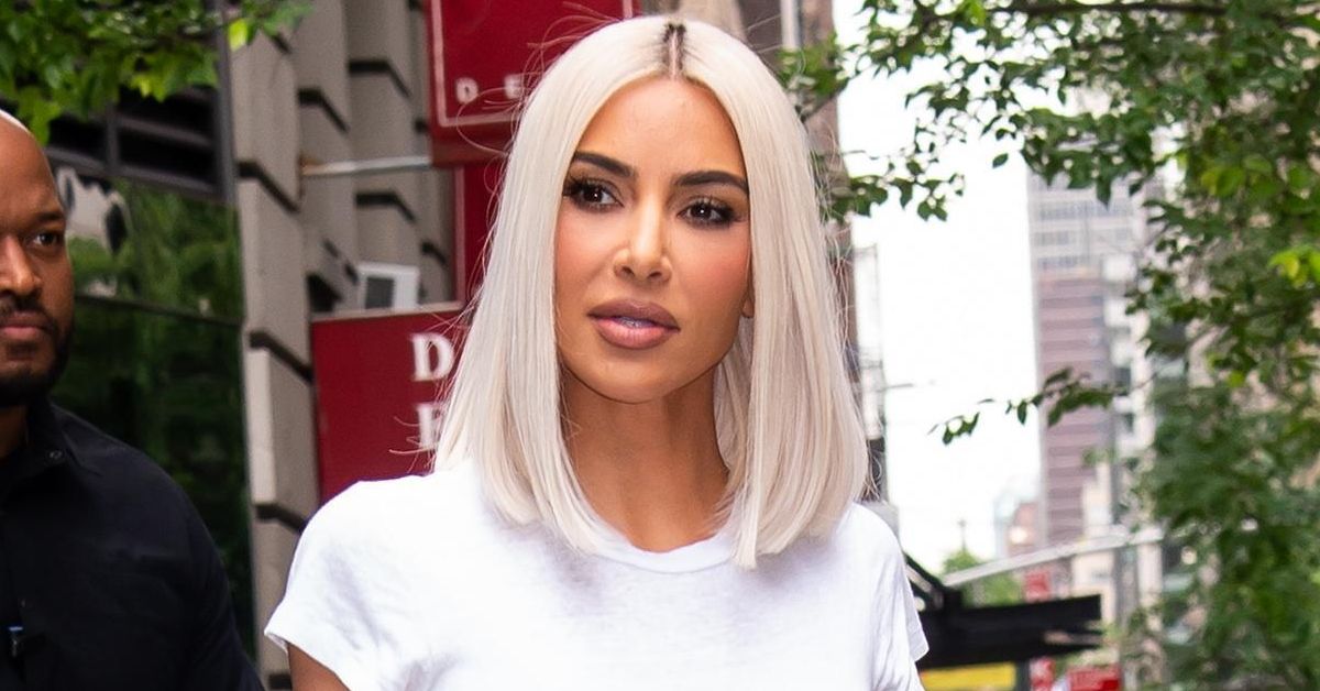 Kim Kardashian walking down the street