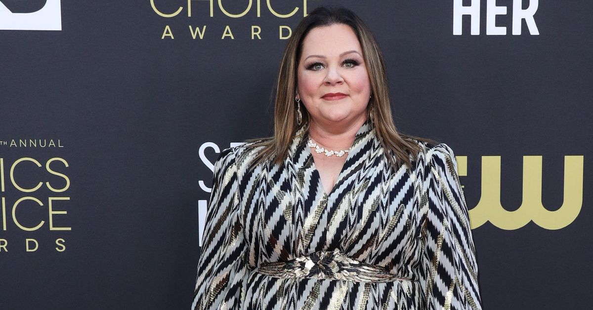 Melissa McCarthy dressed up on the red carpet