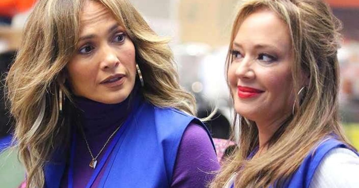 Jennifer Lopez as Maya and Leah Remini as Joan in Second Act