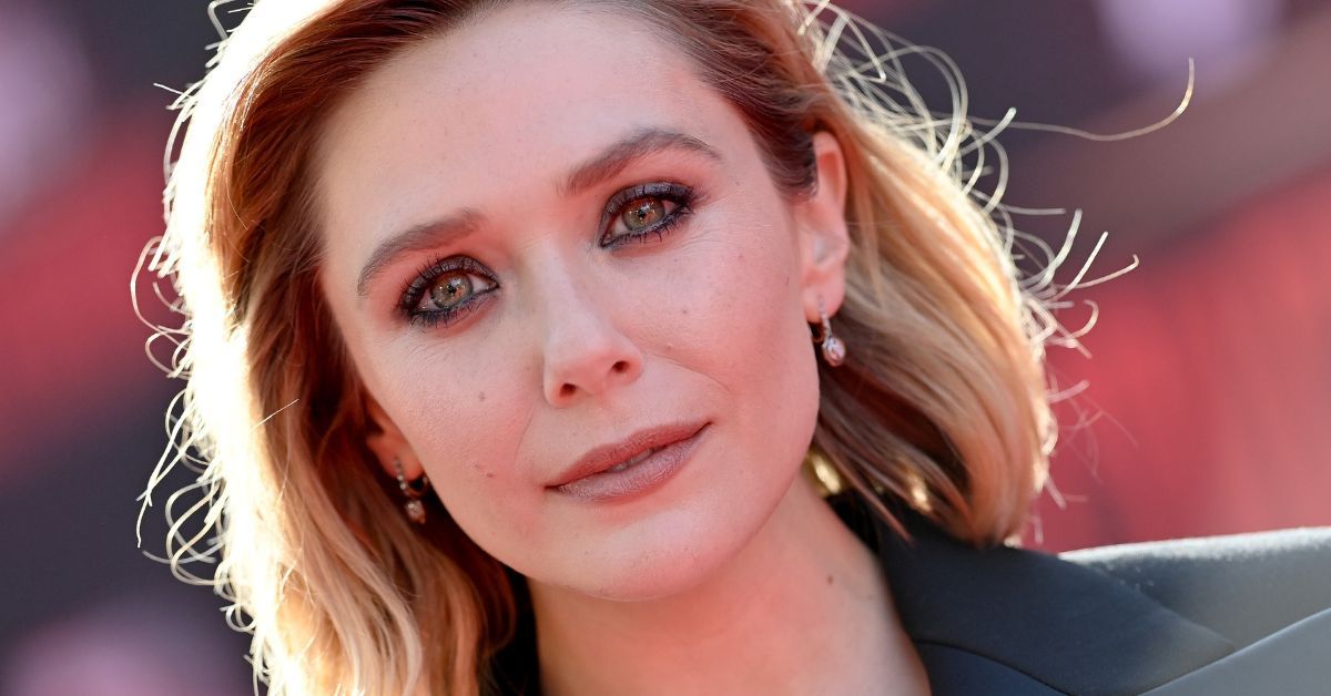 Elizabeth Olsen on red carpet for Marvel Universe
