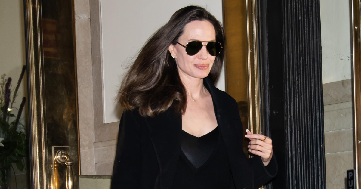 Angelina Jolie Fired Her Manager After She Lost Out On A Box Office Hit Flipboard 6104