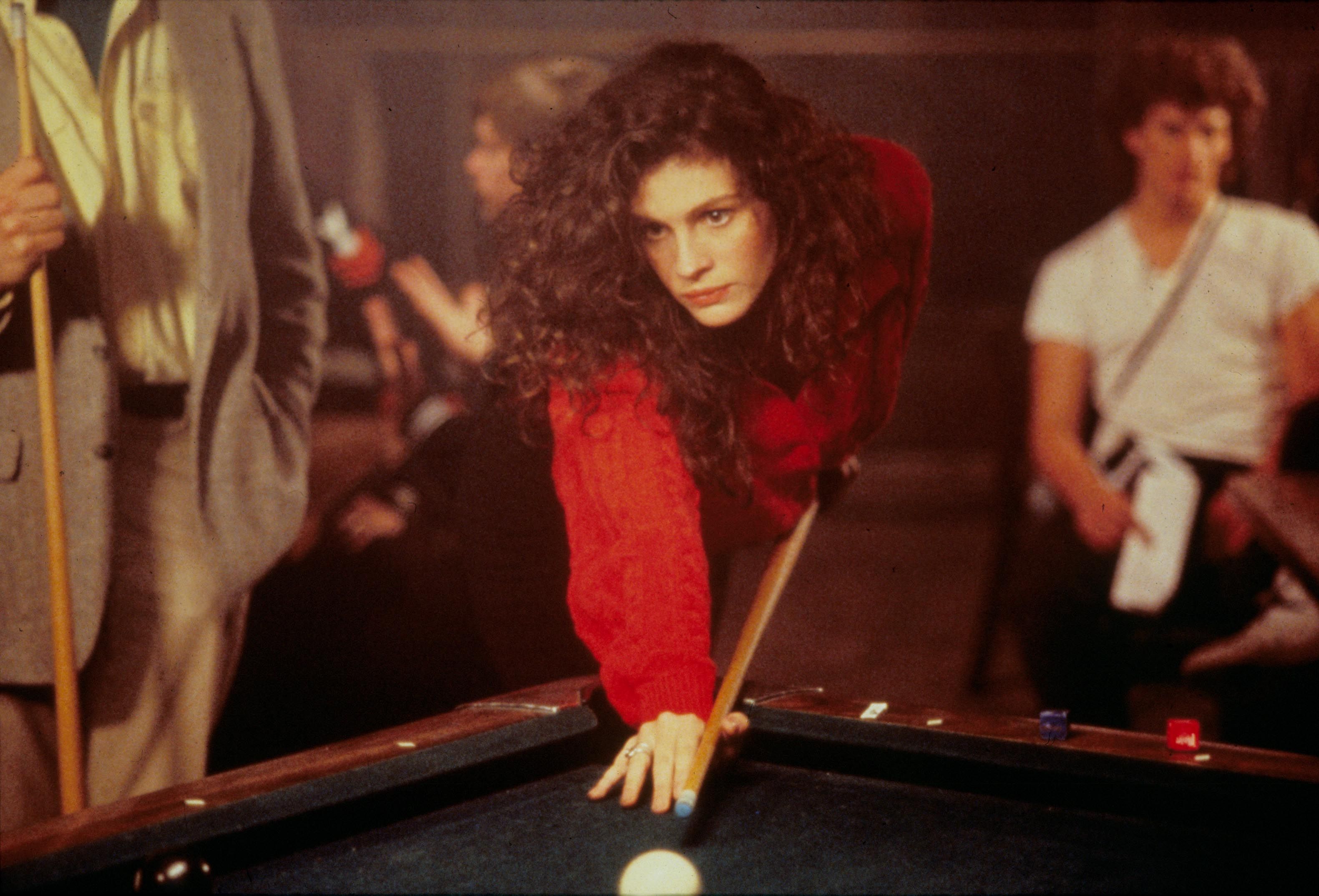 Julia Roberts in Mystic Pizza (1988)
