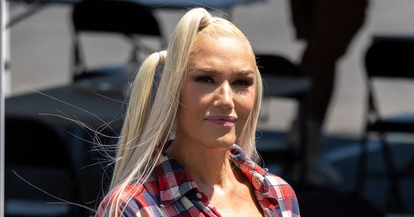 Gwen Stefani walking outside