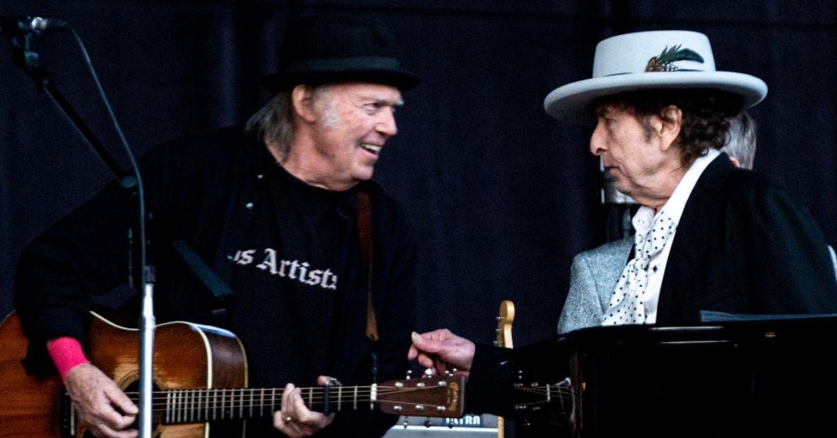 Bob Dylan And Neil Young Are Friends Now, But They Once Engaged In A ...