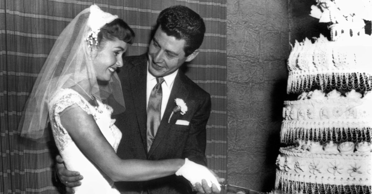 Debbie Reynolds and Eddie Fisher's wedding photo