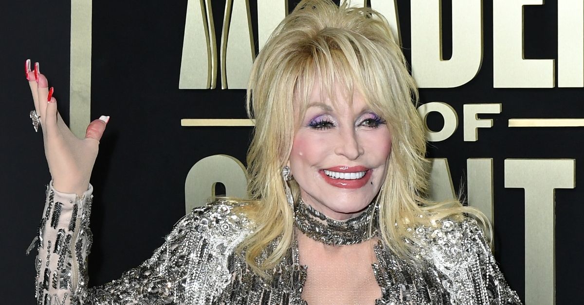 Howard Stern Was Surprisingly Polite When He Asked Dolly Parton About ...
