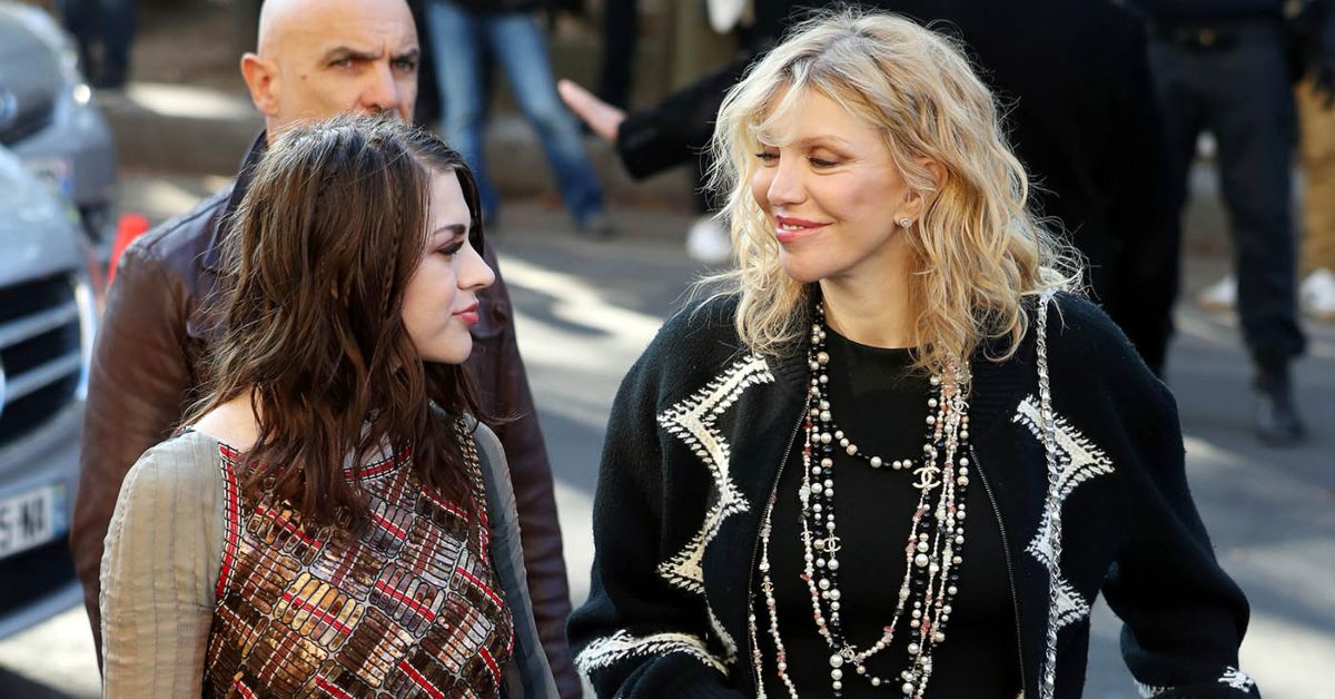Frances Bean Cobain Resented Courtney Love After She Lost Custody Heres The Truth About Their 2956