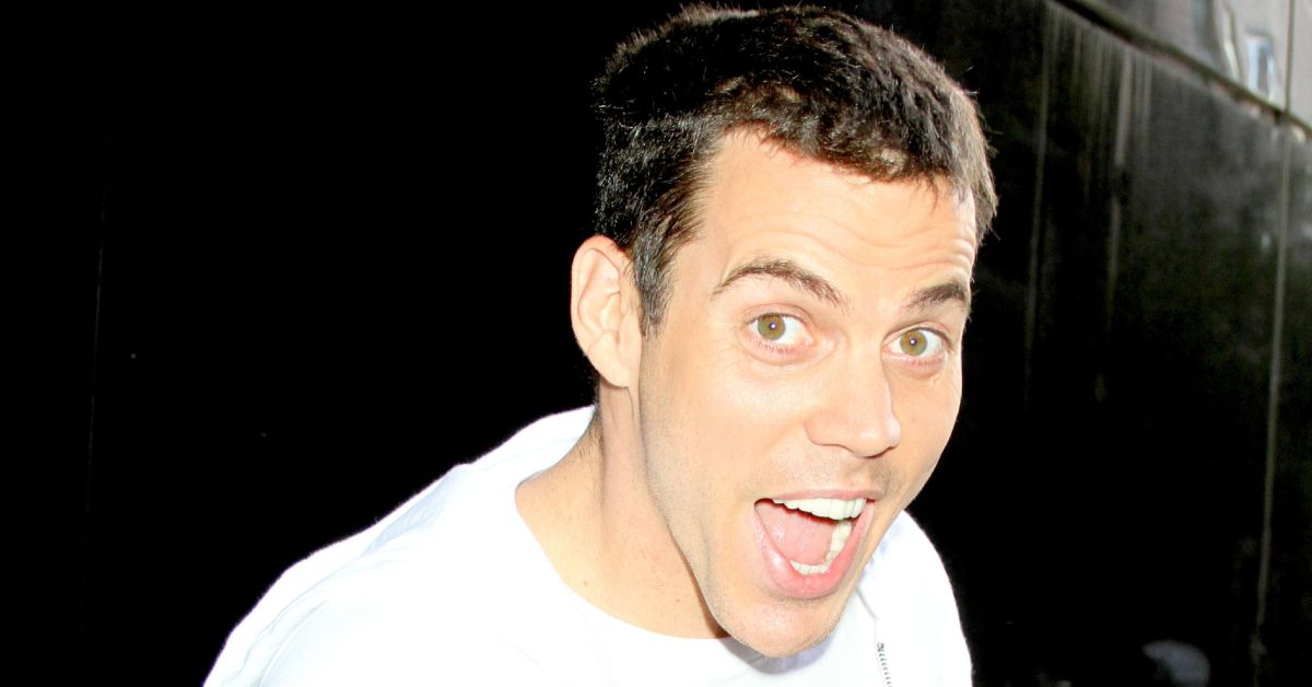 Steve-O with a funny expression on his face