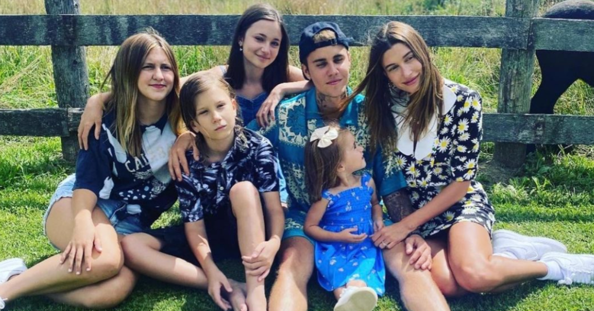 Justin Bieber avec sa femme et ses proches