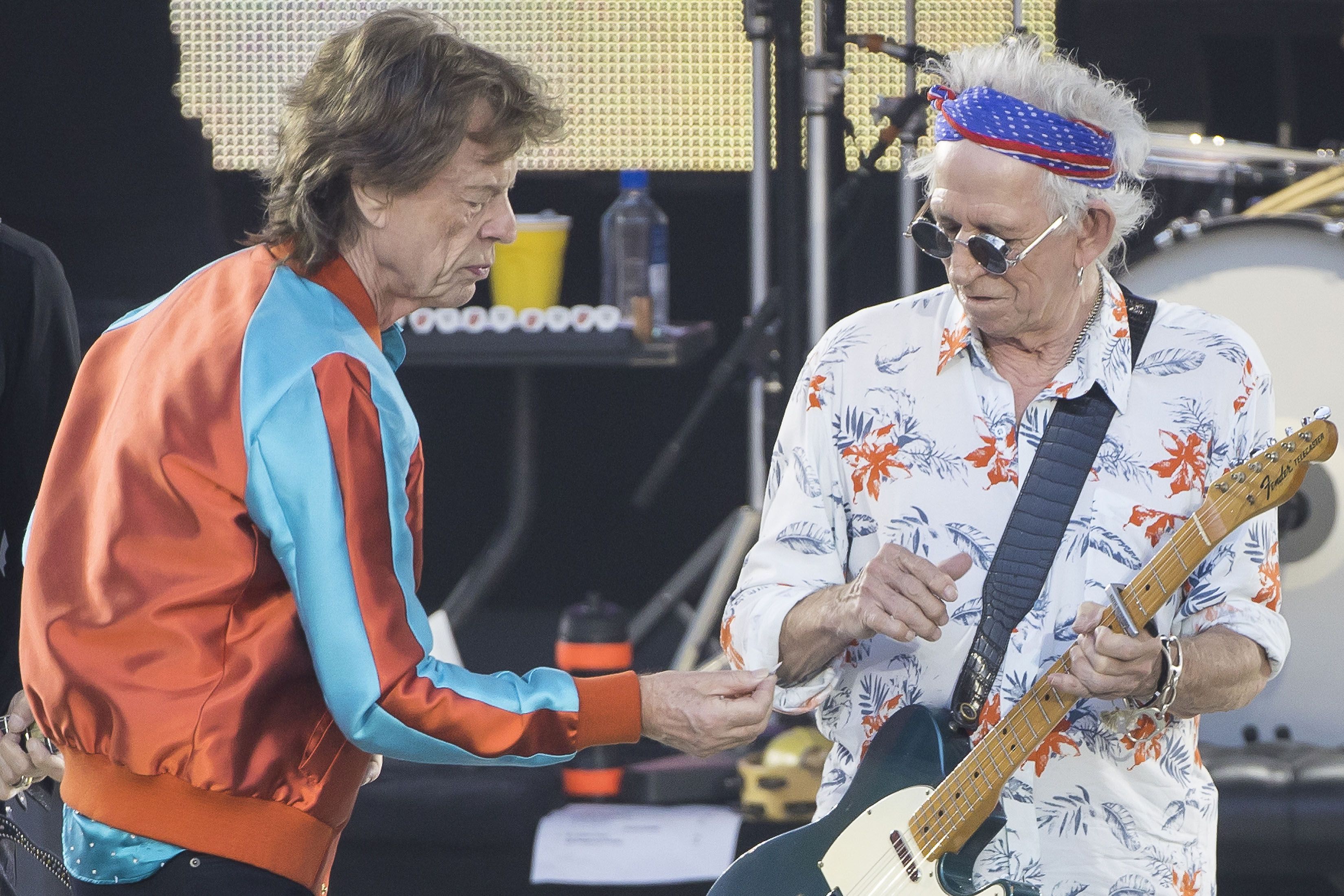 Rolling Stones Guitarist Keith Richards Had A Near Death Experience On Stage