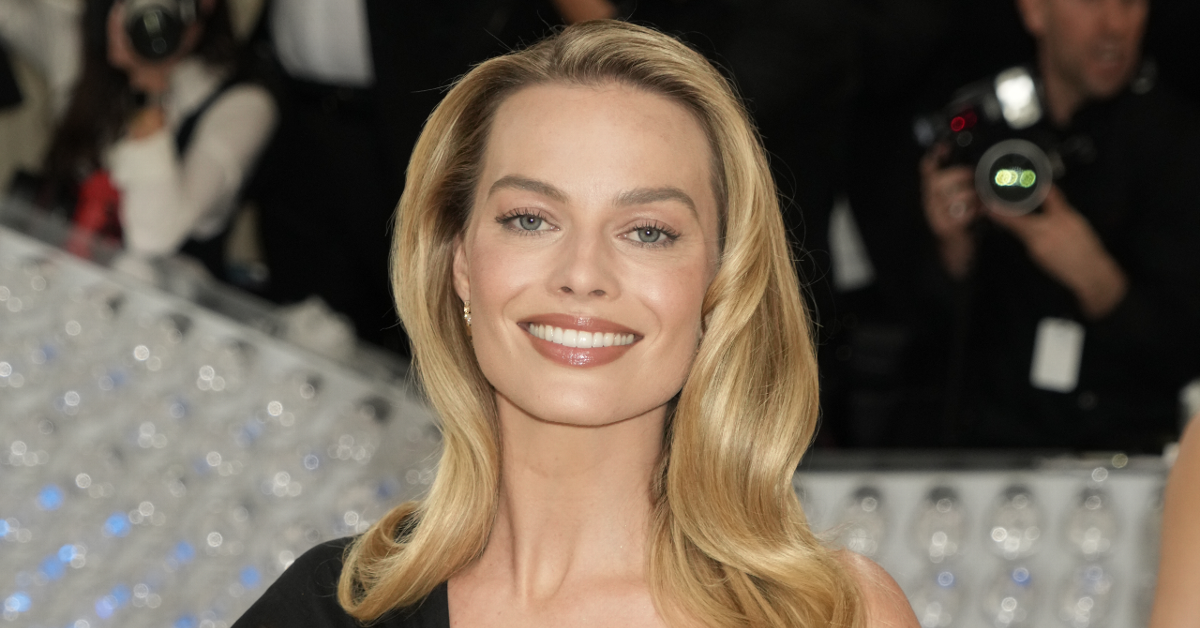 Margot Robbie Steps Out At Premiere After Revealing Strange Request Quentin Tarantino Made Of