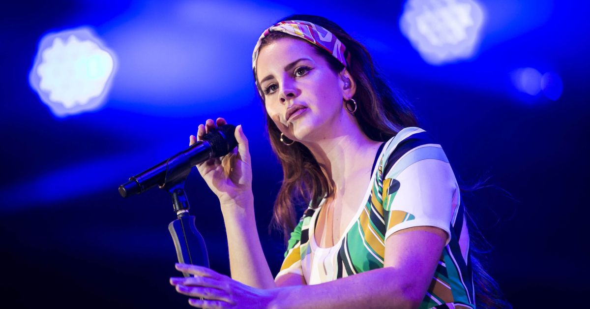 Did Lana Del Rey Make More Money From Her Merch Than Her Tours And ...