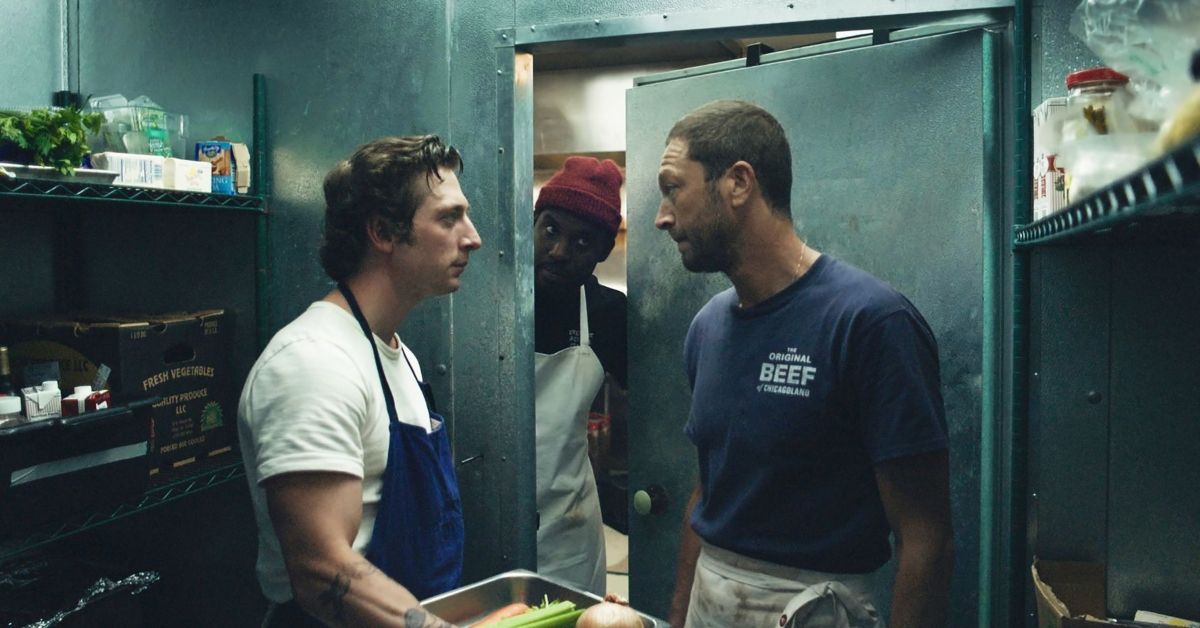 The Truth About Ebon Moss-Bachrach & Jeremy Allen White’s Relationship While Filming The Surprise Hit Foodie Series The Bear