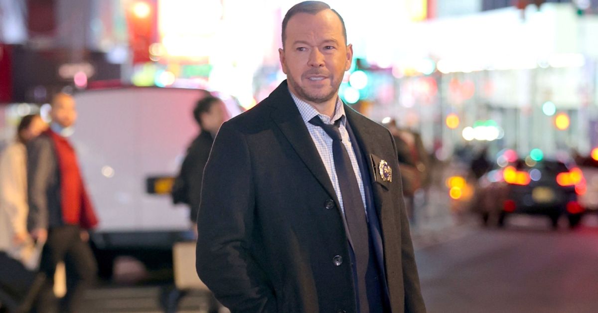Donnie Wahlberg walking in New York City