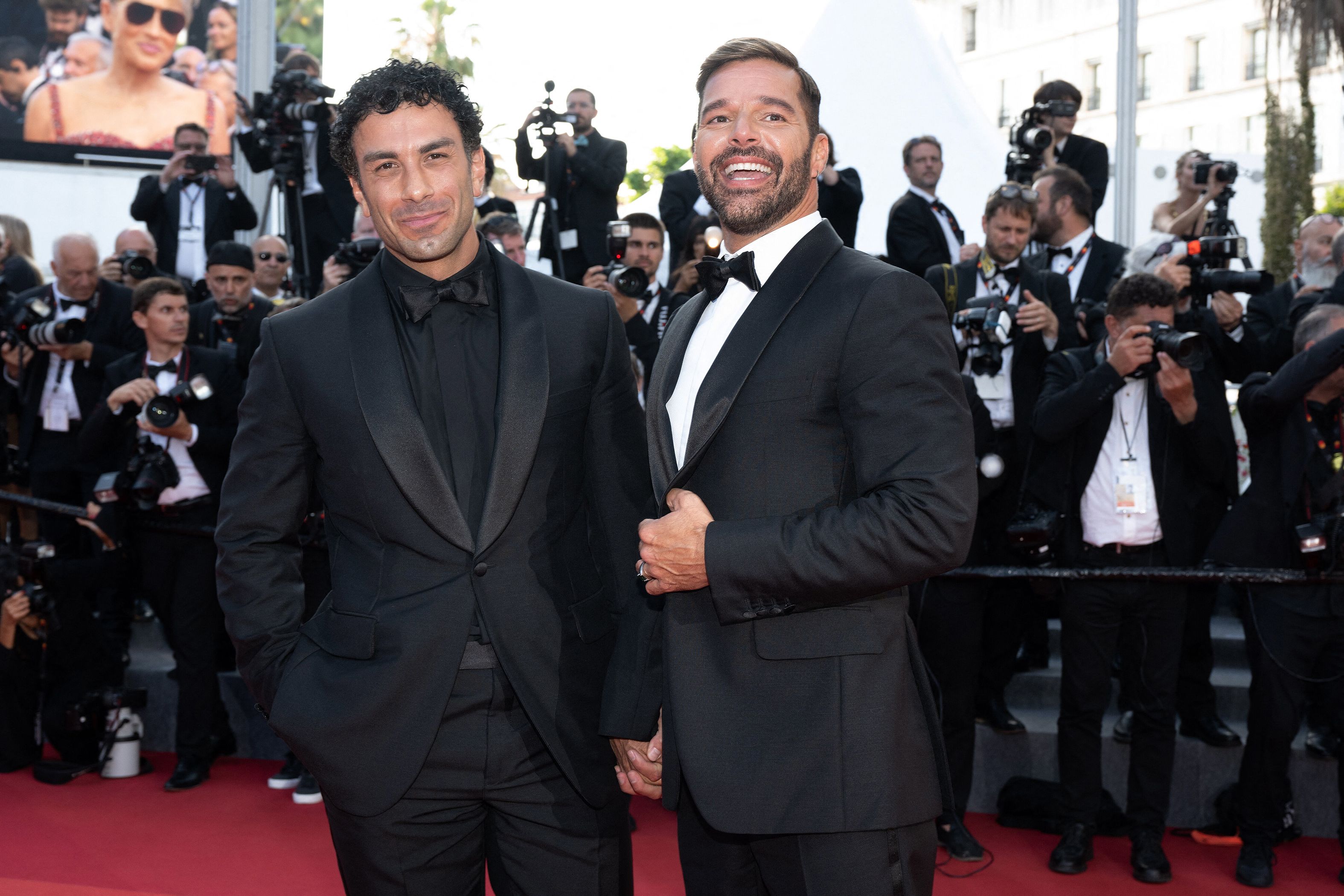 Ricky Martin Brings His Twins Onstage For The First Time Amid Divorce