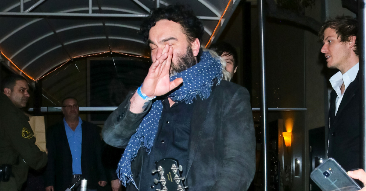 Johnny Galecki Spent Millions To Get Off The Map Of Hollywood Only For ...