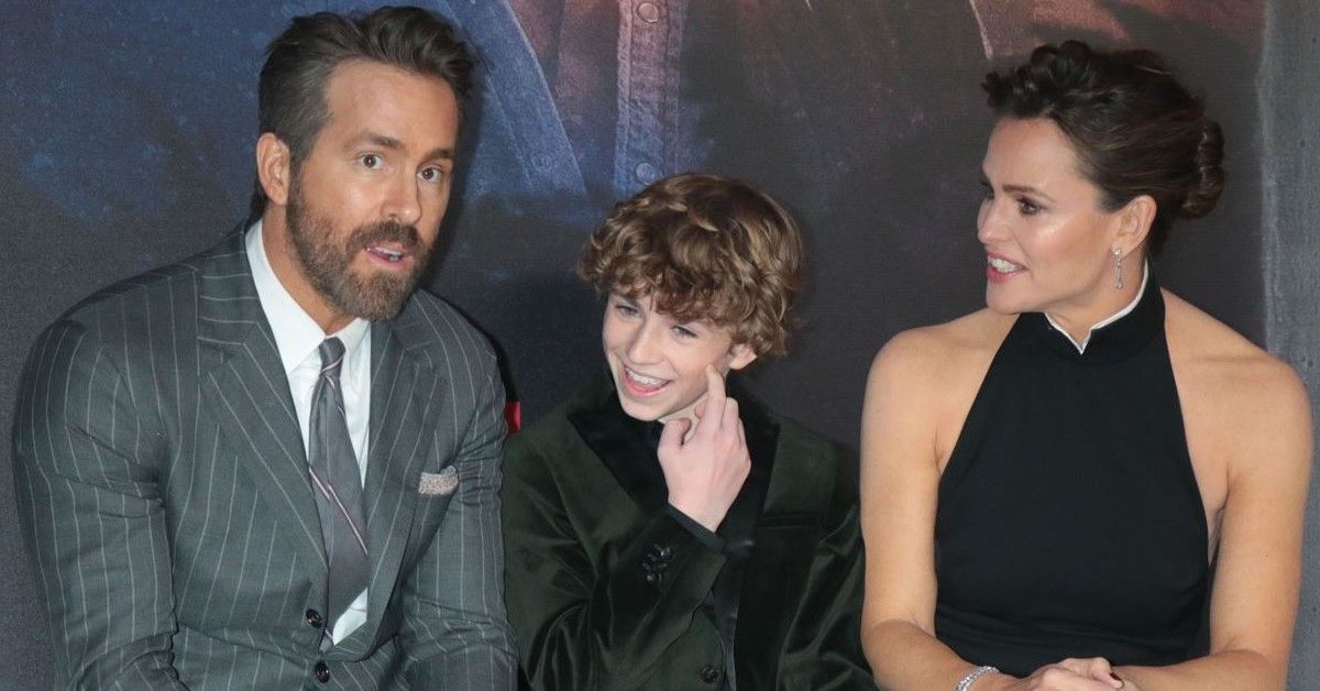 Ryan Reynolds And Jennifer Garner Are So Close, He Convinced Her To