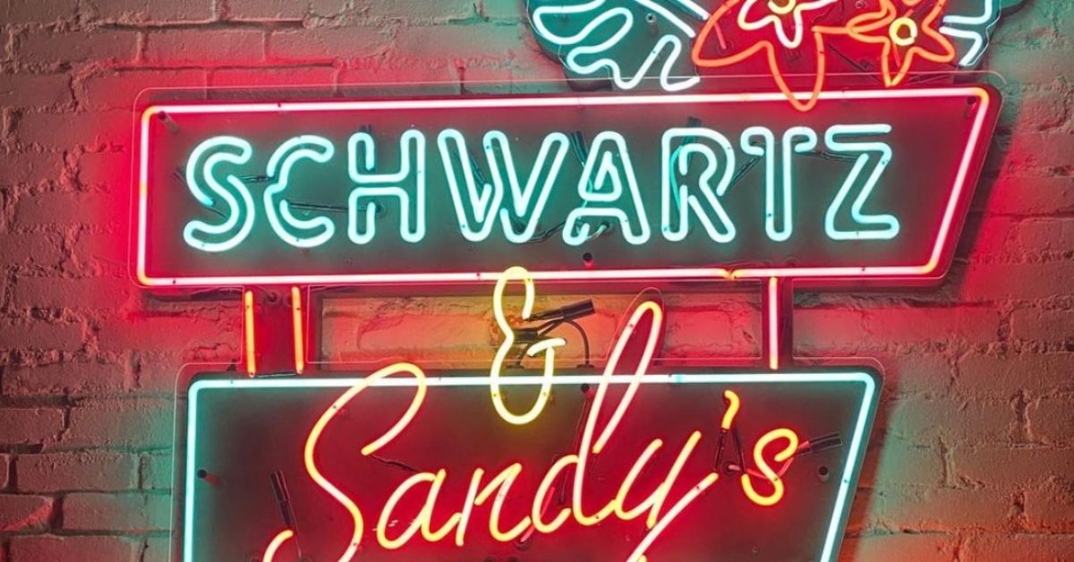 Did Customers Like Schwartz And Sandy’s Before The Explosive Tom ...